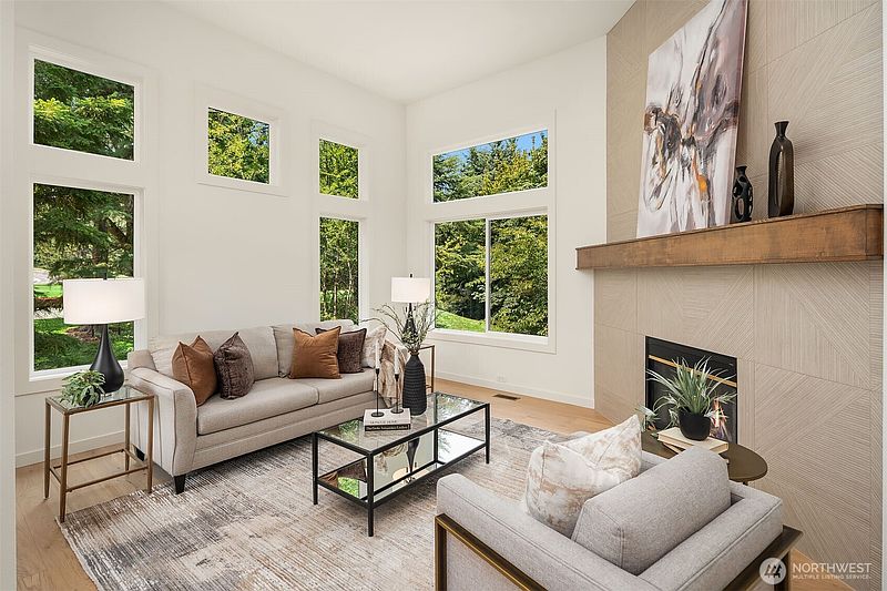 3rd image of 2508 Audubon Park Drive SE