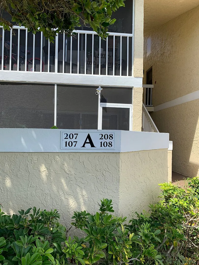 One Bedroom Condo Unit For Rent In Midport Ii — Photo 2