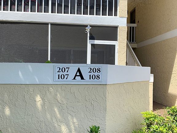 2nd image of 1565 SE Royal Green Cir APT A108