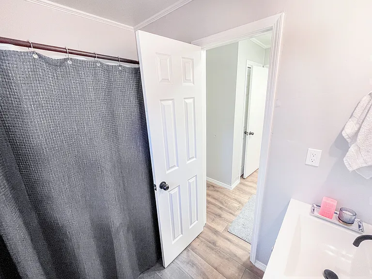 1300 Stillmeadow Rd SW — Photo 20