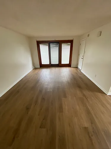 637 Willow Way #1 Photo 1