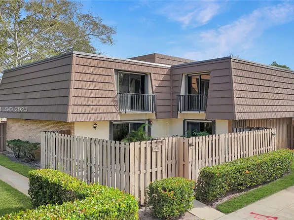 1515 15th Ct, Palm Beach Gardens, FL 33410