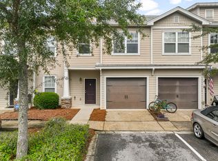 23 S Sand Palm Rd, Freeport, FL 32439