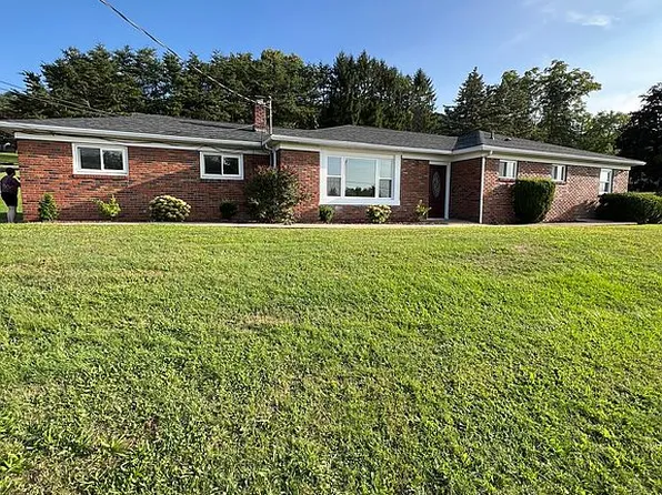 243 Hillside Ave, Elysburg, PA 17824