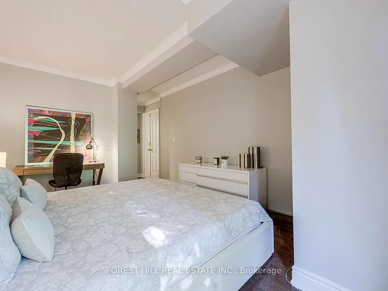 38 William Carson Cres #114 — Photo 22