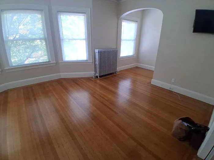 354 Harvard St — Photo 6