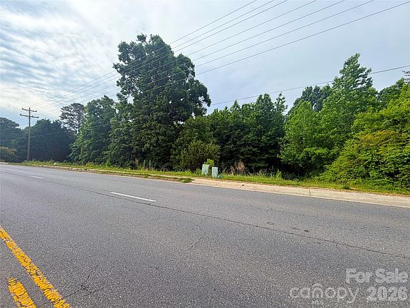 5th image of 1527 Gold Hill Rd