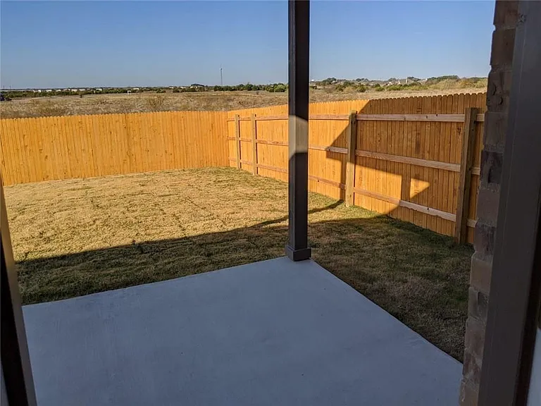 1413 Itzel Bnd — Photo 24