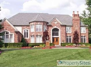 3960 Strathmore Blvd, Oakland, MI 48363