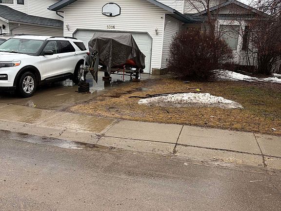 2nd image of 5306 44th St