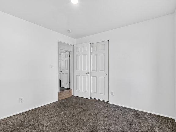 5th image of 206 N 2000 W