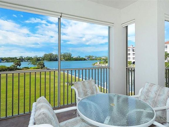 3rd image of 11140 Hacienda Del Mar Blvd #E