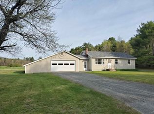12 Prescott Hill Rd, Grafton, NH 03240