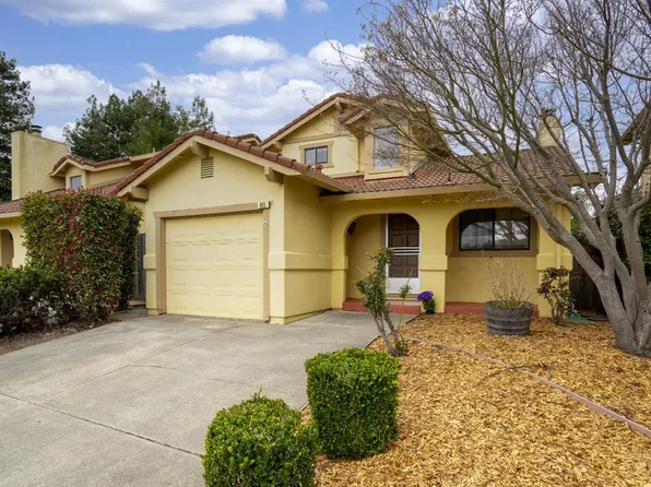 965 Hacienda Circle, Rohnert Park, CA 94928