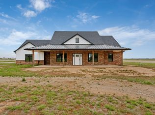 709 S Bell Rd, Iowa Park, TX 76367