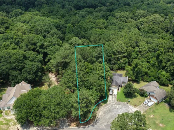 157 Carriage Hill Dr, Warner Robins, GA 31088