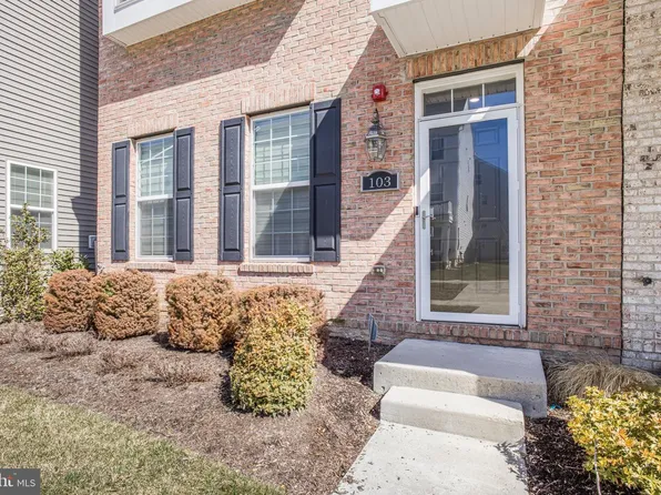 103 Waterside Mews, Bensalem, PA 19020