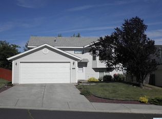 1700 NW Arcadia Dr, Pullman, WA 99163