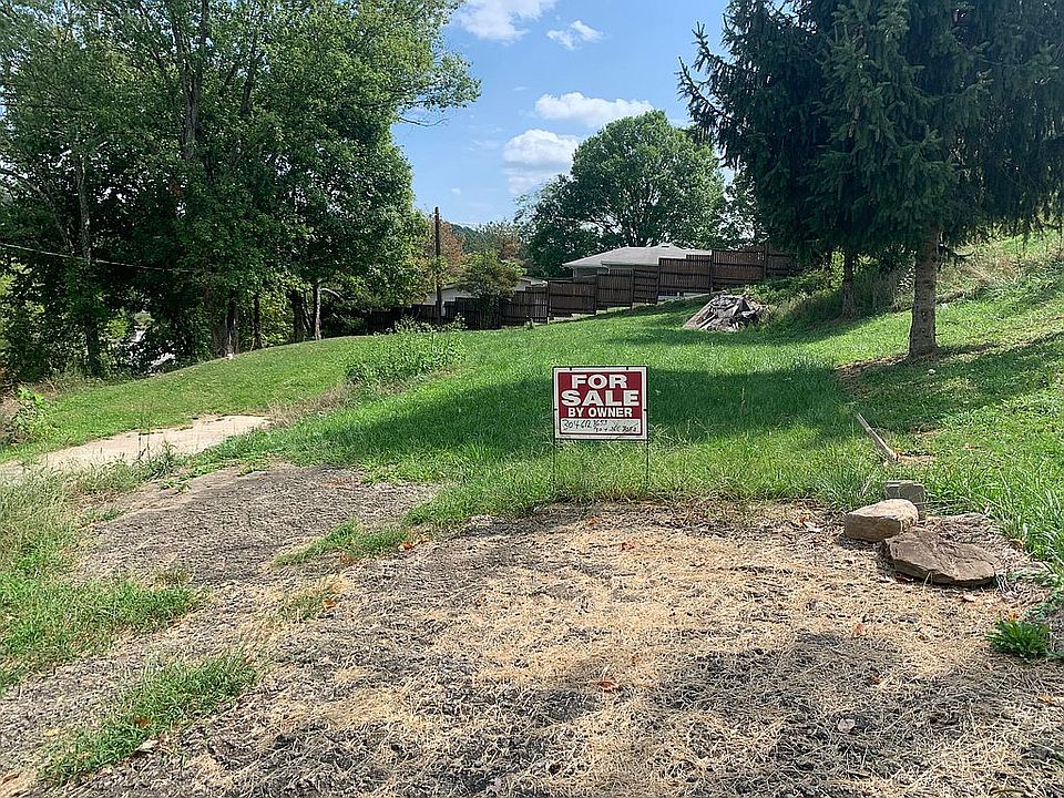 2nd image of 1103 Eastwood Dr