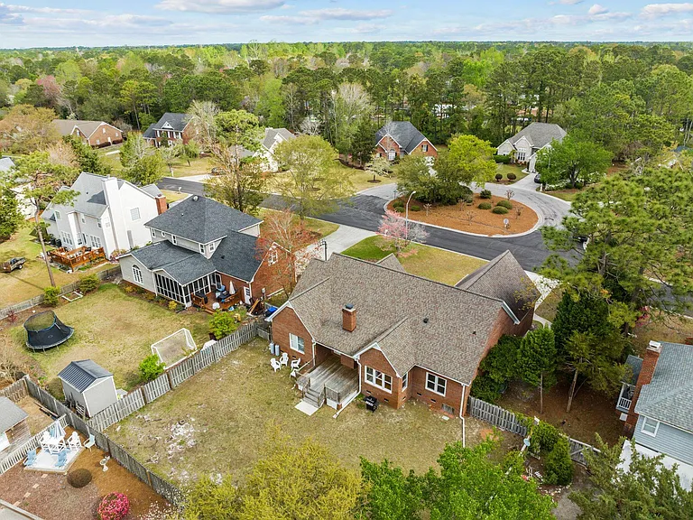 5044 Crosswinds Dr — Photo 43