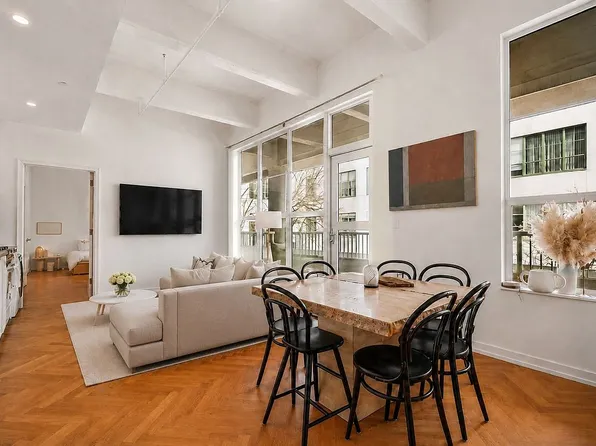 184 Kent Ave APT B506, Brooklyn, NY 11249
