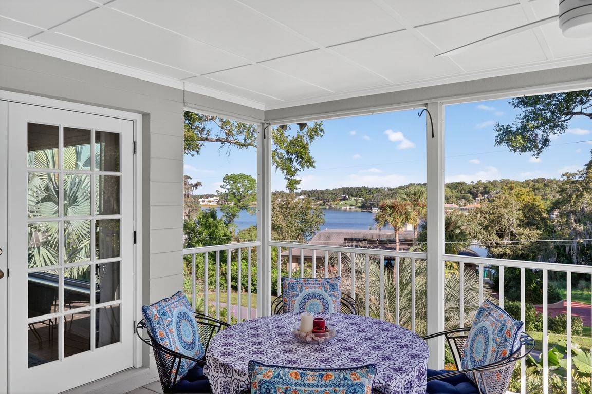 next background image