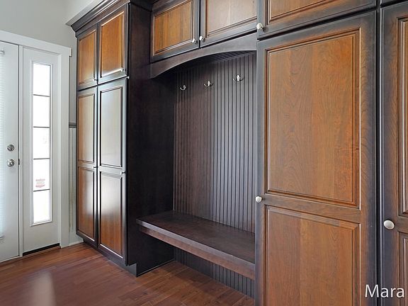 Entryway - Custom Built-in