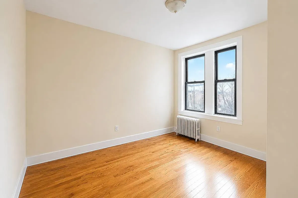 666 Hancock Street — Photo 1