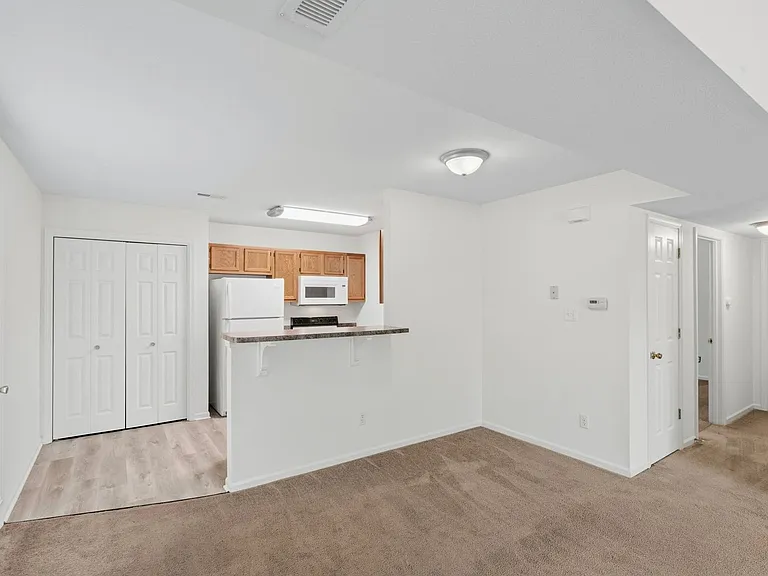 5004-5006 Betty Jean Way — Photo 11