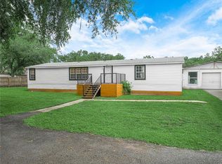 2227 Bruton Rd, Plant City, FL 33565