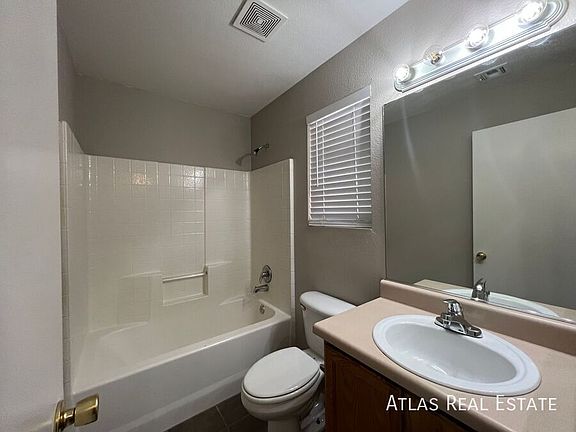 3rd image of 2819 N Castro Ave #1