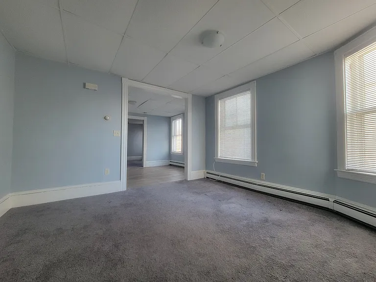 303 Bay St #5 — Photo 3