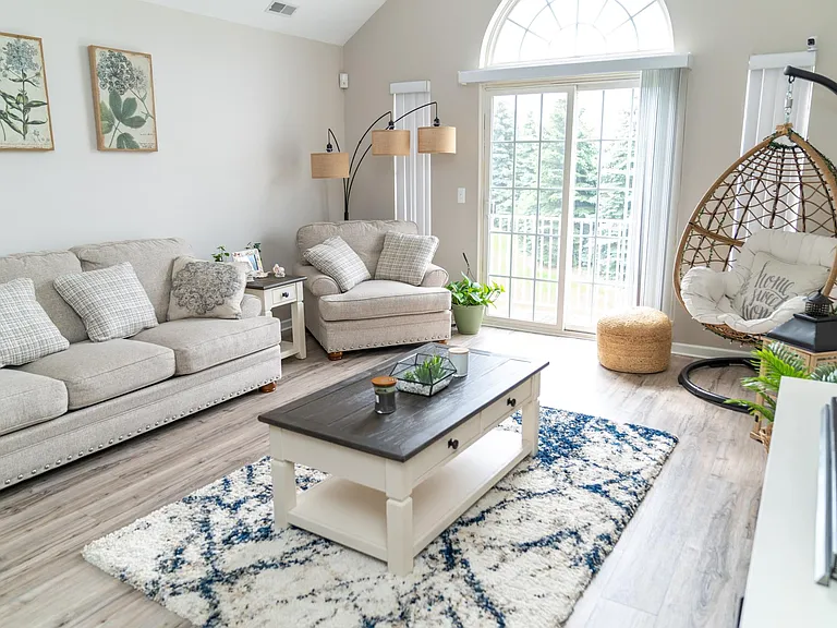 8413 Heywood Cir — Photo 16