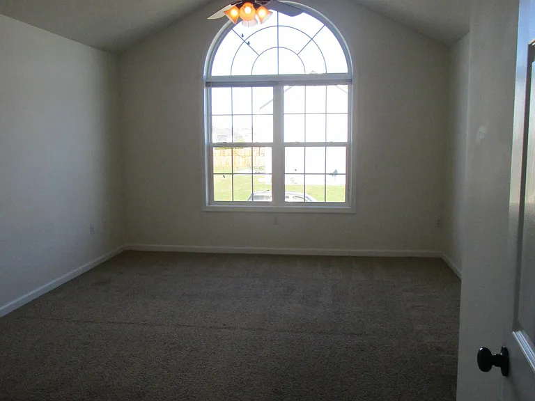 1212 Emilys Ct — Photo 22