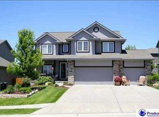 19322 J St, Omaha, NE 68135