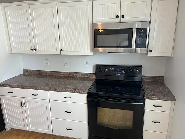 93 Main St #3 — Photo 8
