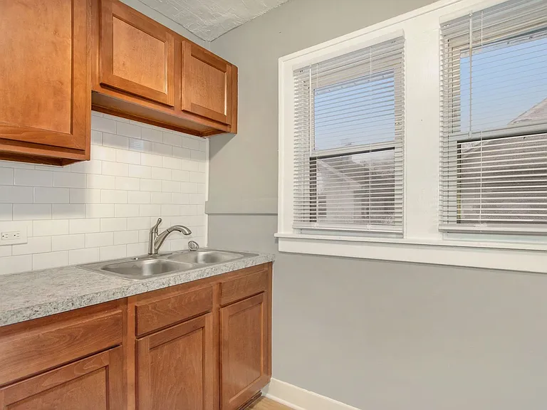 666 Myrtle St NW #2 — Photo 4
