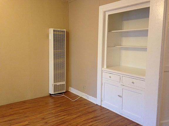 5th image of 713 1/2 E Edgeware Rd #713-1/2