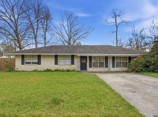 9390 Watson Dr, Denham Springs, LA 70726