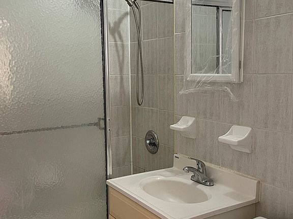 3rd image of 79-02 Ankener Ave #2