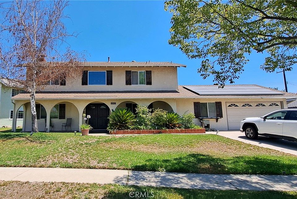 1st image of 1382 Crawford Ave