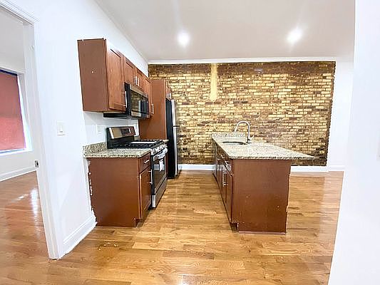 3rd image of 558 W 164th St #1H