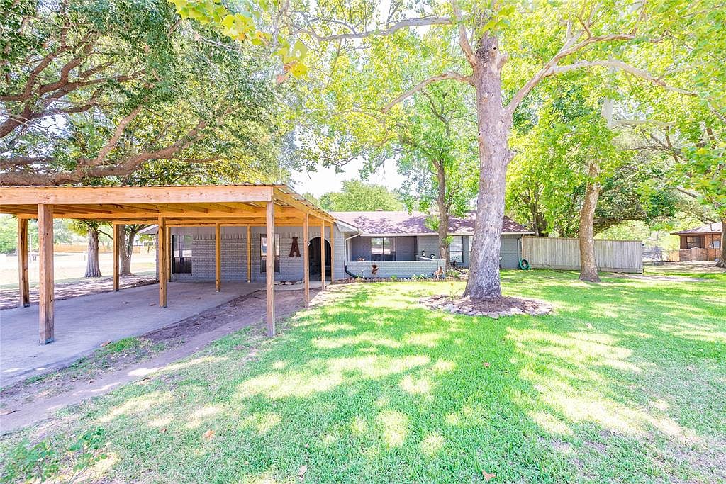 101 Machemehl Dr, Bellville, TX 77418 Zillow