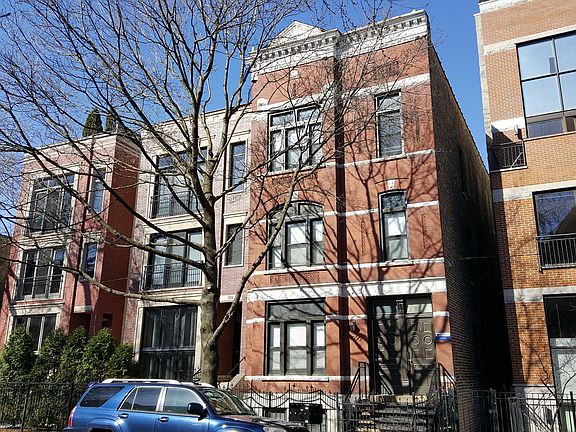 2nd image of 1056 N Hermitage Ave APT 1F