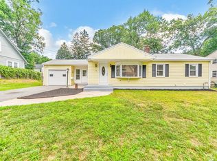 95 Clough St, Springfield, MA 01118