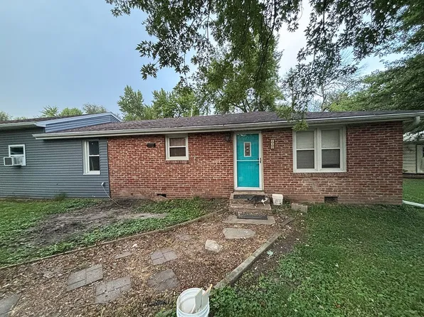 210 S Missouri St, Green Ridge, MO 65332