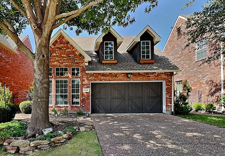 2120 Stone Creek Dr — Photo 1