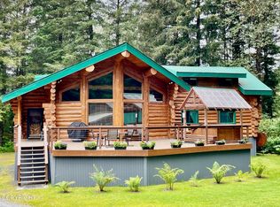 10411 Bearpaw Dr, Seward, AK 99664