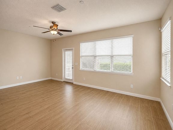 5th image of 93 Zamora Pl