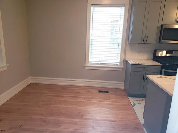 4th image of 5332 W Newport Ave #1